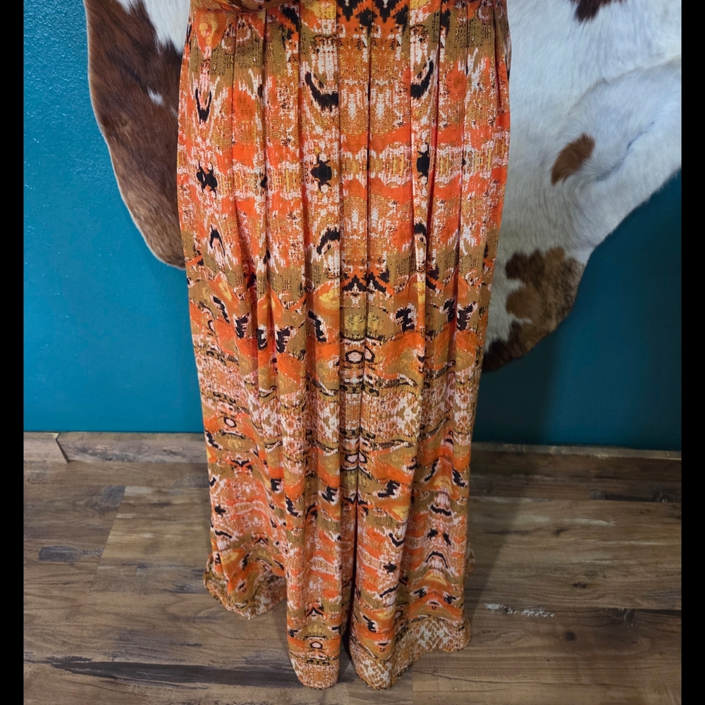 Gibson Latimer Orange Printed Flutter Maxi Dress - Picture 3 of 9